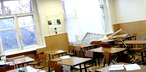 Avarii cauzate de ploaia de meteori într-o școală din Chelyabinsk