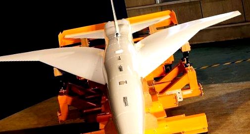d-trimite prototip de aeronavă supersonică