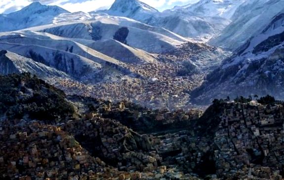 Capitala Boliviei este orașul La Paz, la mare altitudine
