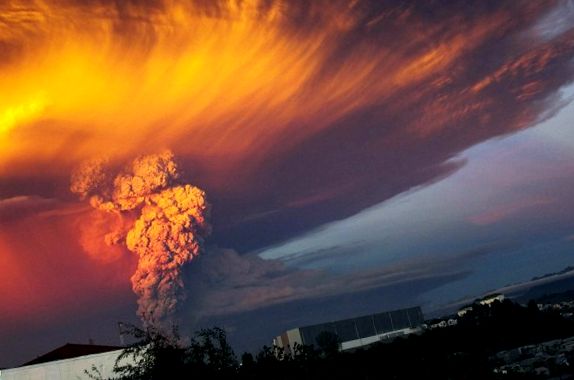 Erupția vulcanului Calbuco din Chile, 23 aprilie 2015, Sergio Candia | Reuters