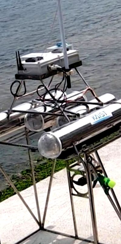 JEROS - un robot pentru combaterea meduzelor