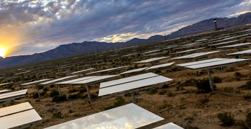 Oglinzi la stația solară din Mojave