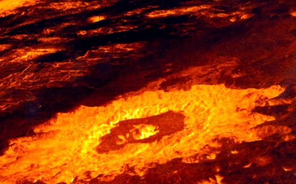 Craterele de pe suprafața lui Venus